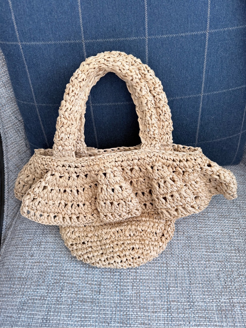 Loft Ruffle Tote Bag - Beige